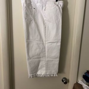 Glamour X Lane Bryant capri jeans w/tassel fringed edge at bottom